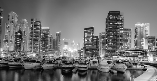 Dubai Marina (zwart-wit)